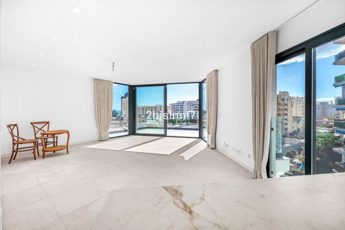 Top Floor Apartment in Fuengirola — photo 1 of 10