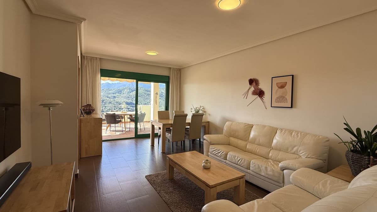 Middle Floor Apartment in Selwo — photo 2 of 10