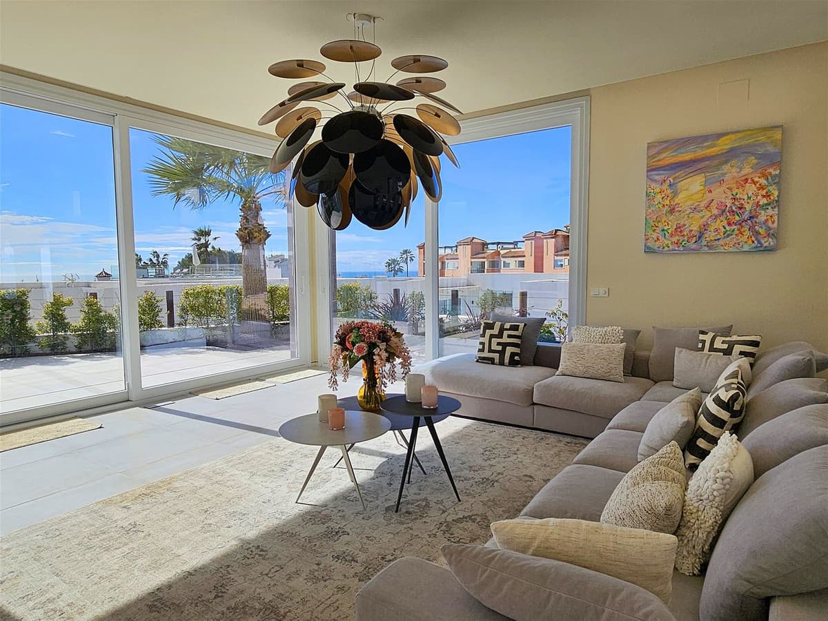 Detached Villa in Riviera del Sol — photo 5 of 10