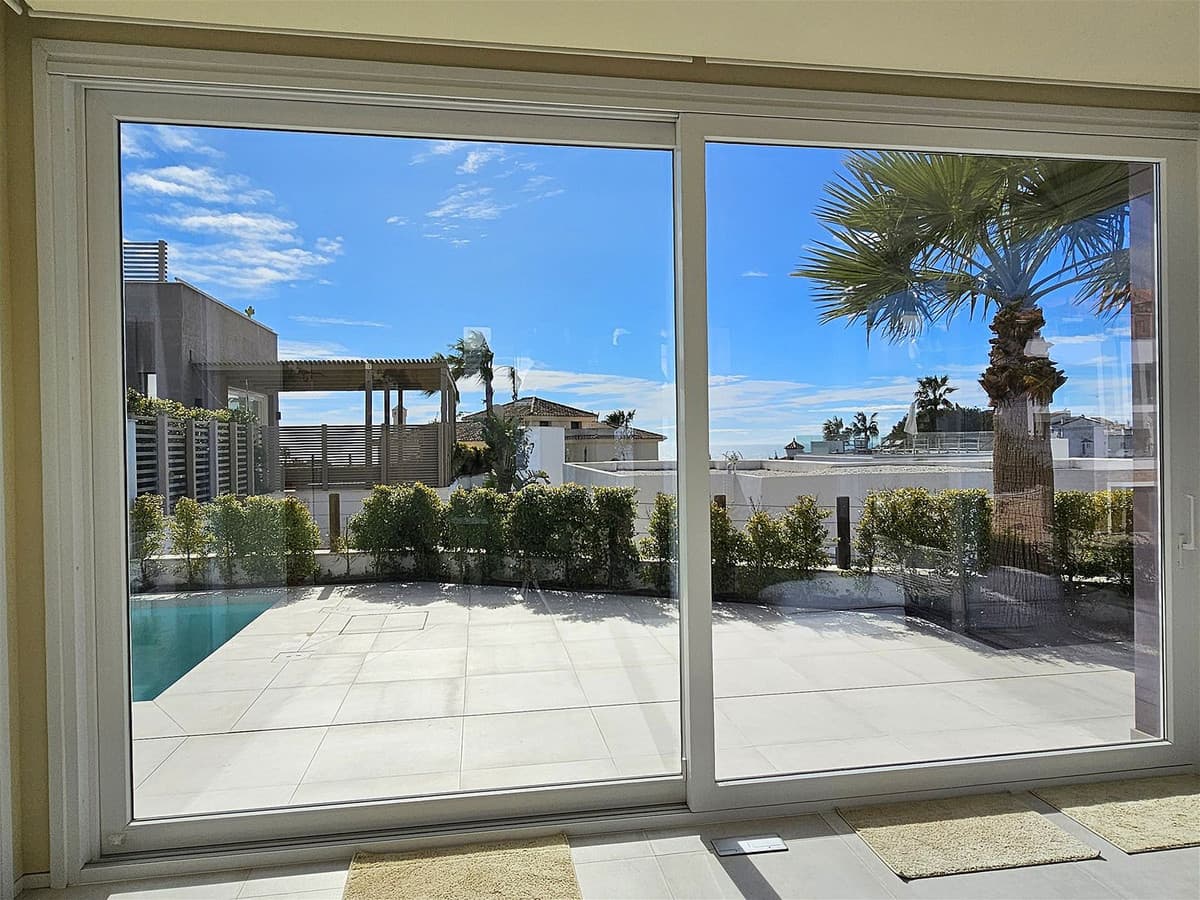 Detached Villa in Riviera del Sol — photo 6 of 10