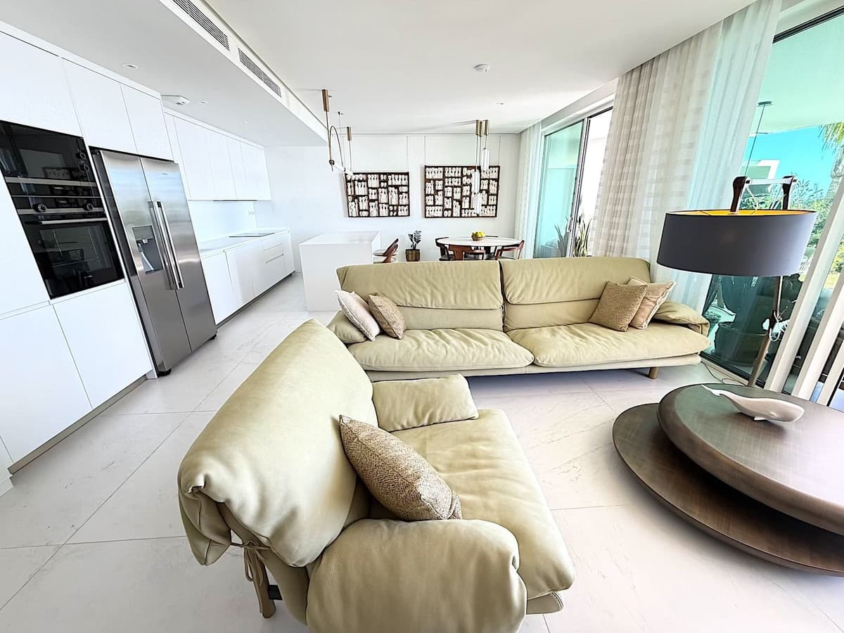 Ground Floor Apartment in Marbella — photo 7 of 10