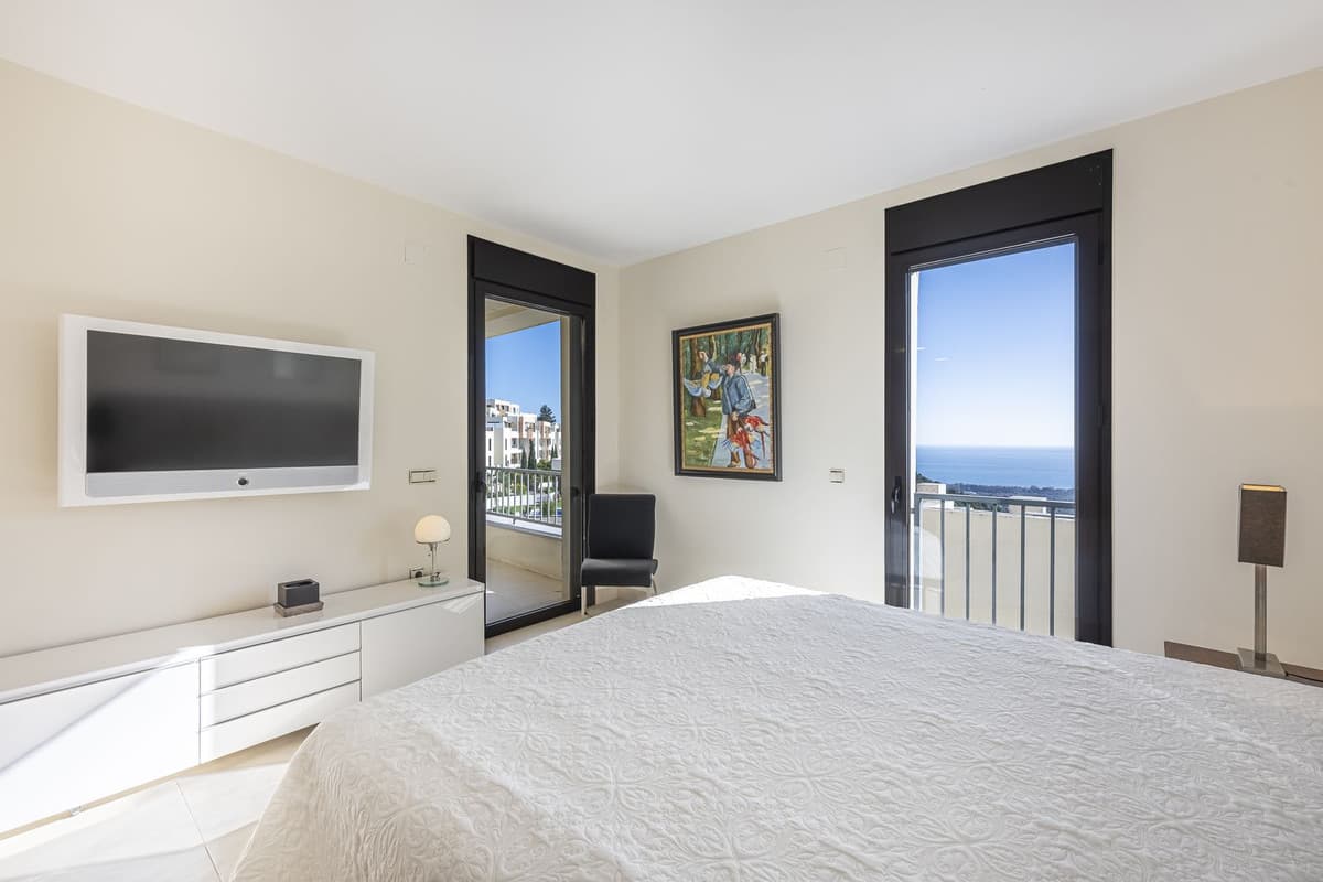 Middle Floor Apartment in Altos de los Monteros — photo 4 of 10