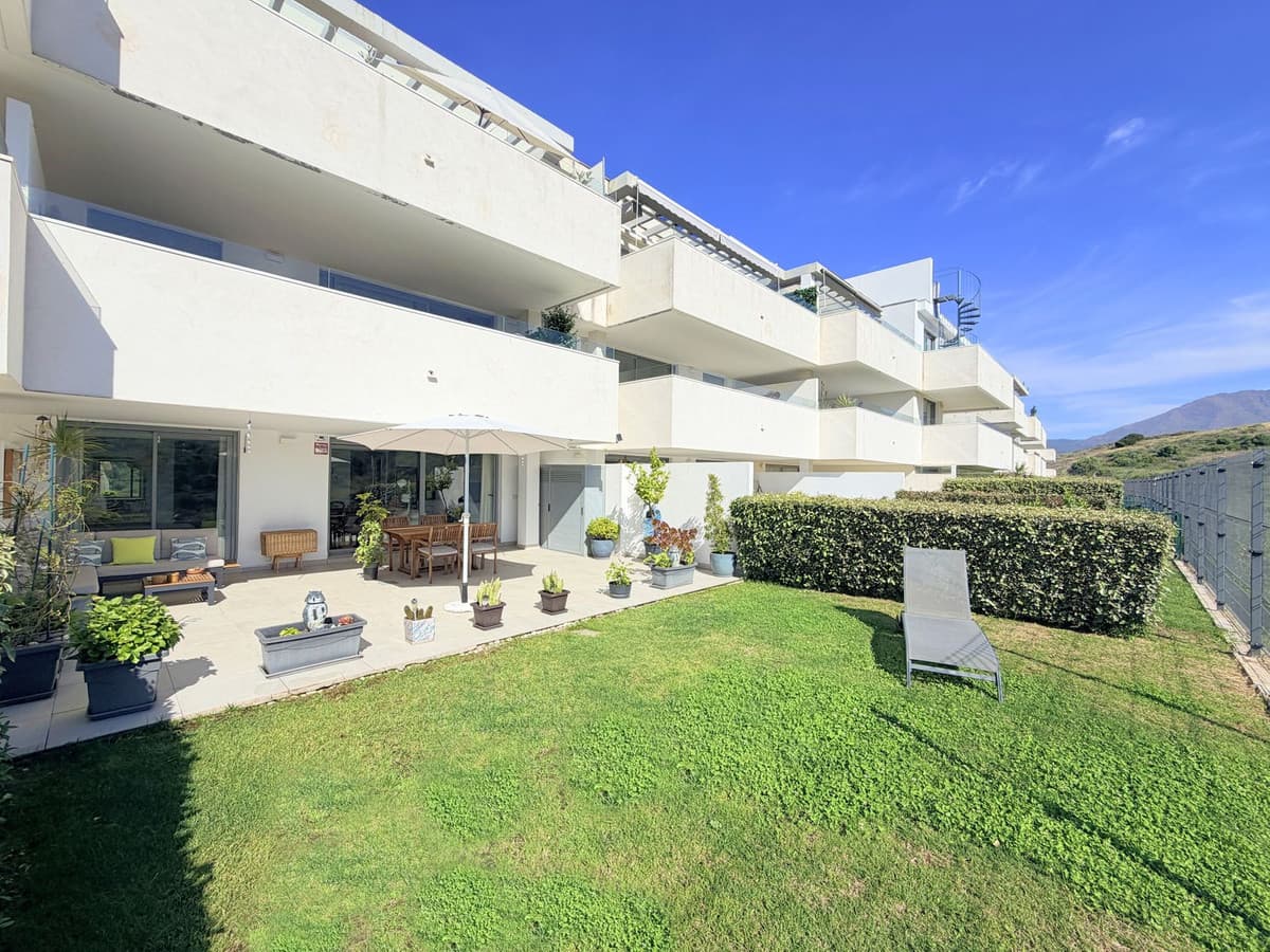 Ground Floor Apartment in Estepona — photo 9 of 10