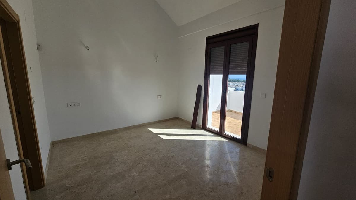Townhouse in Doña Julia — photo 7 of 10
