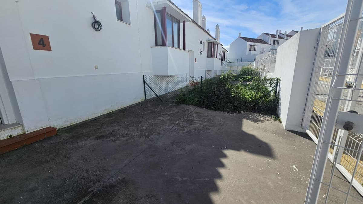 Townhouse in Doña Julia — photo 4 of 10