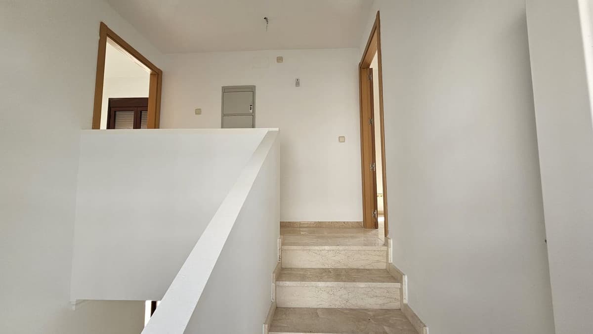Townhouse in Doña Julia — photo 7 of 10