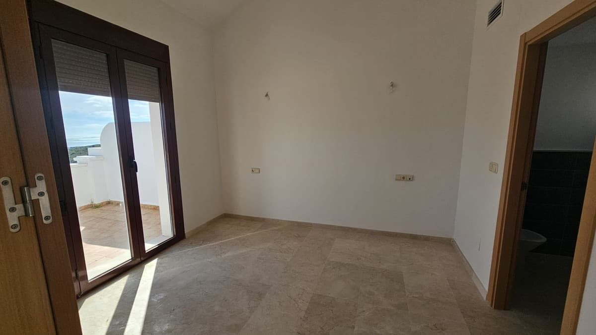Townhouse in Doña Julia — photo 8 of 10