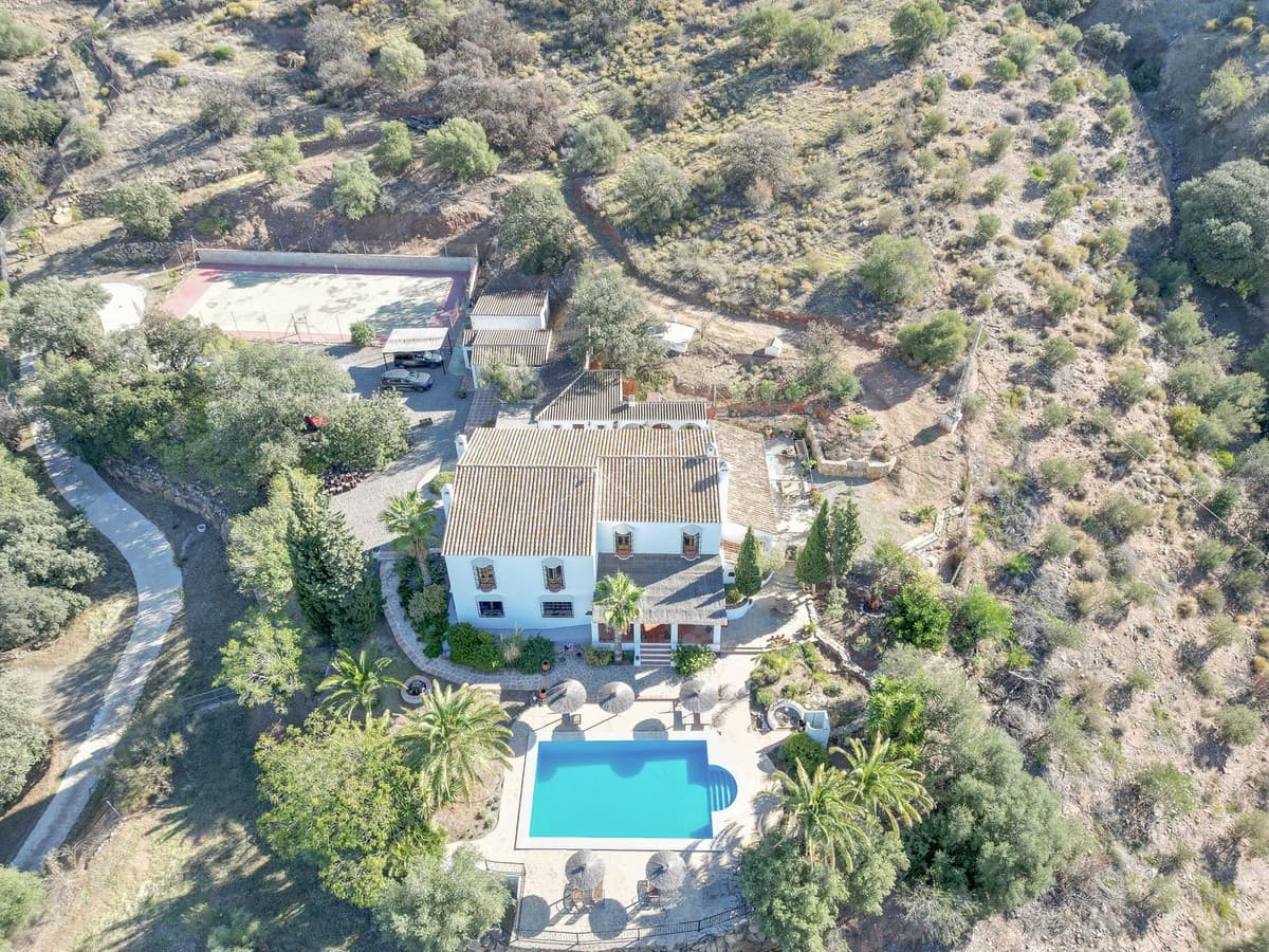Cortijo in Alora — photo 3 of 10