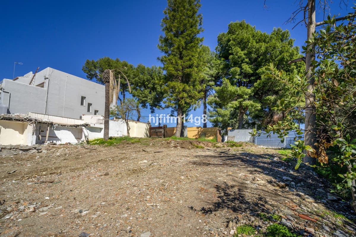 Land in Nueva Andalucía — photo 7 of 10