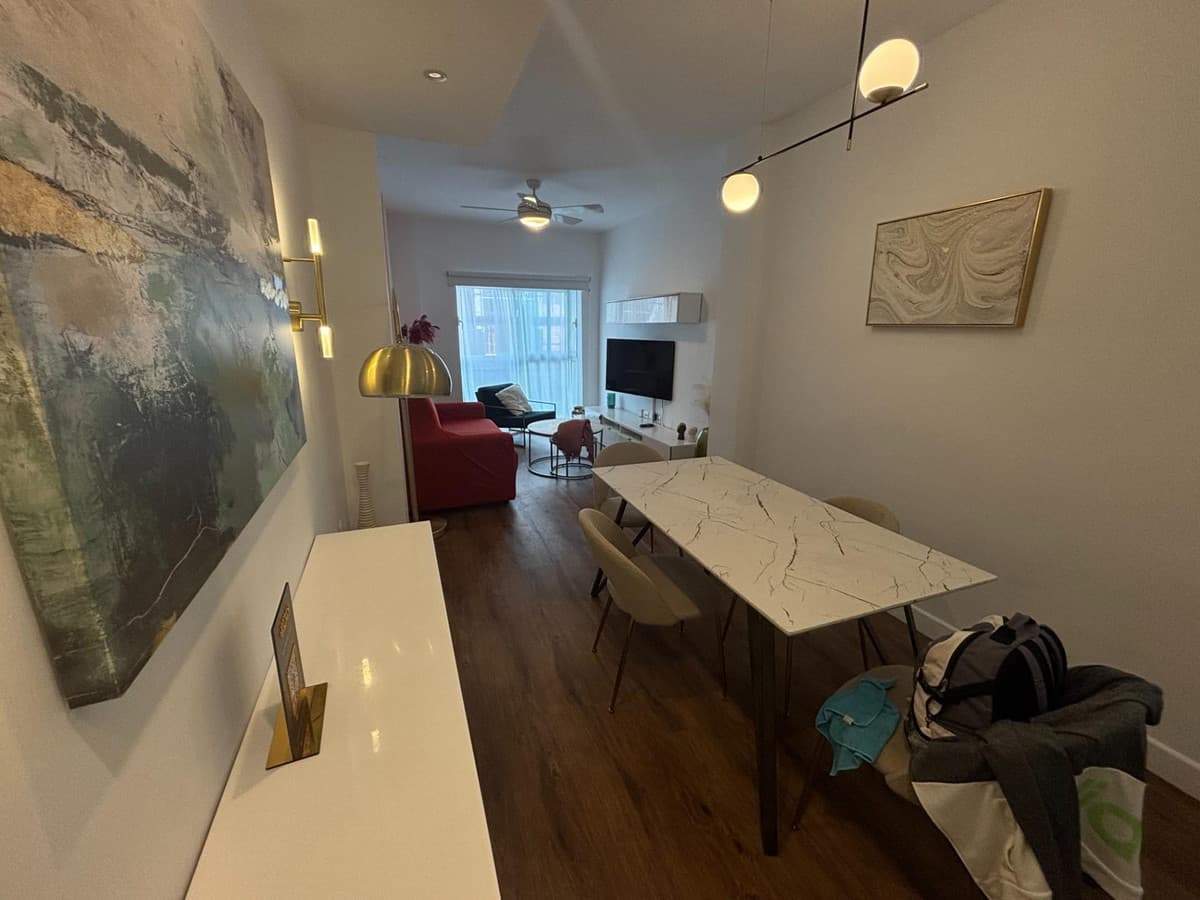 Middle Floor Apartment in Centro Histórico — photo 9 of 10