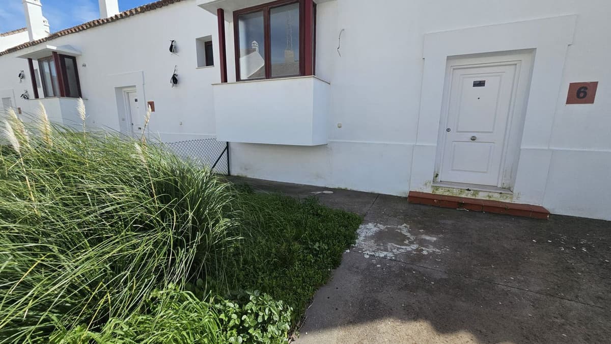 Townhouse in Doña Julia — photo 2 of 10