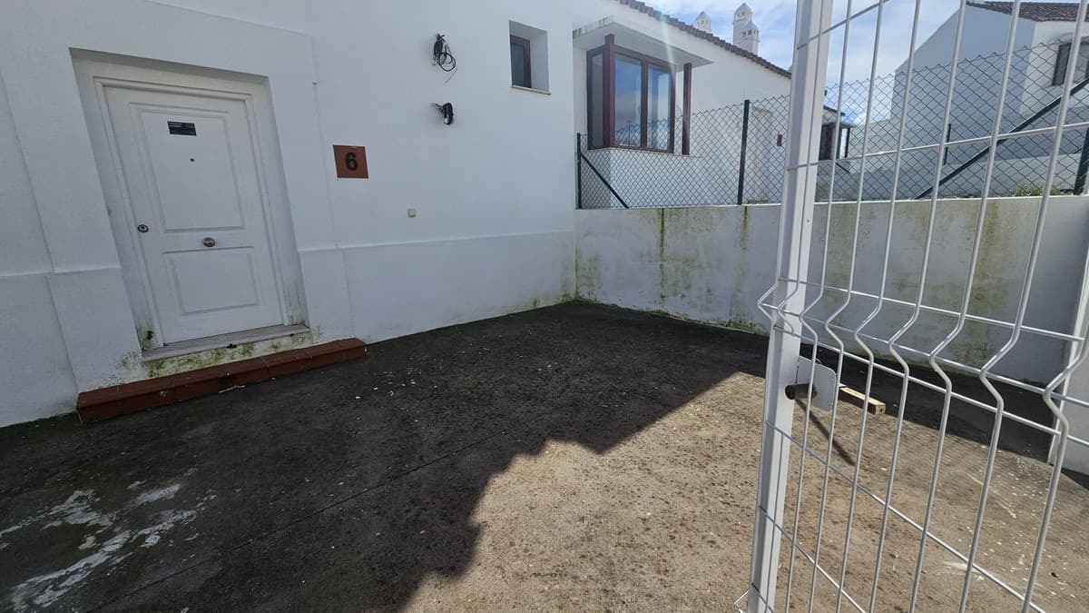Townhouse in Doña Julia — photo 3 of 10