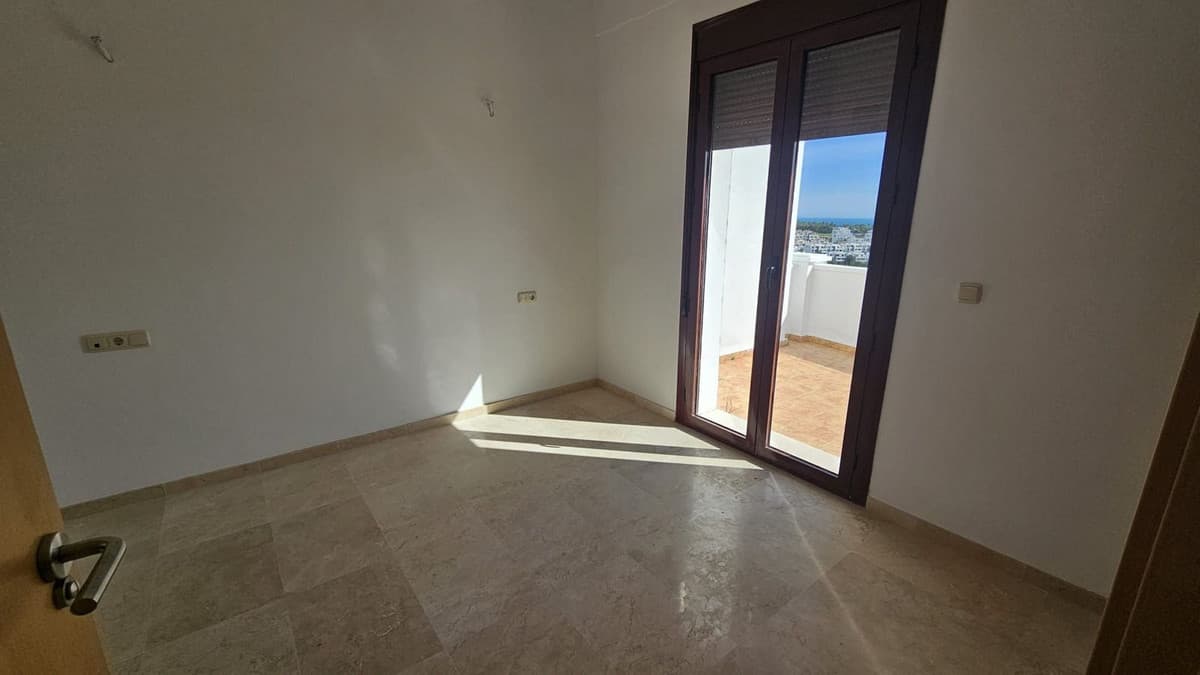 Townhouse in Doña Julia — photo 10 of 10