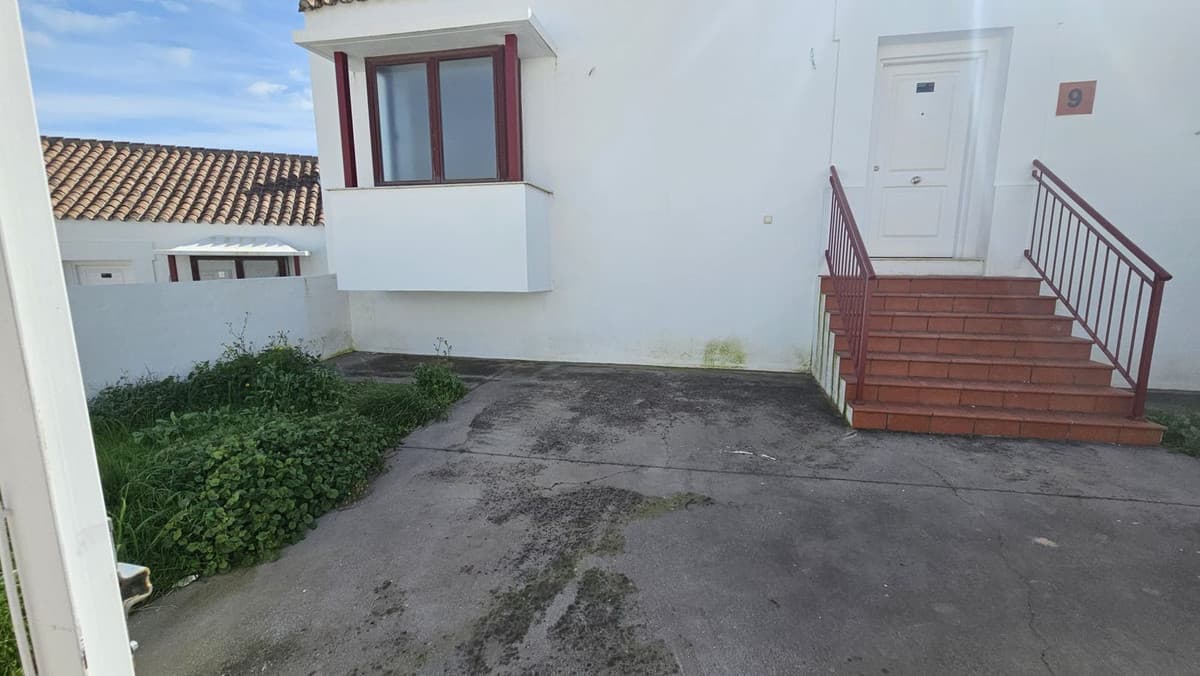 Townhouse in Doña Julia — photo 2 of 10