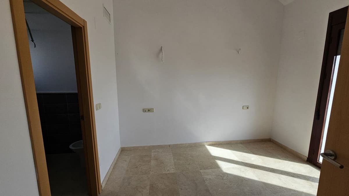 Townhouse in Doña Julia — photo 7 of 10