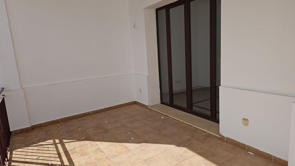 Townhouse in Doña Julia — photo 5 of 10