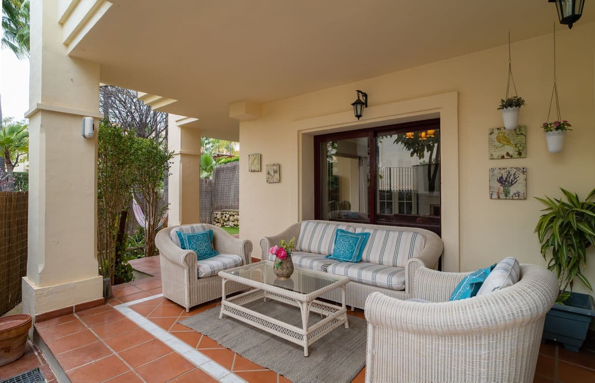 Semi-Detached House in Nueva Andalucía — photo 9 of 10