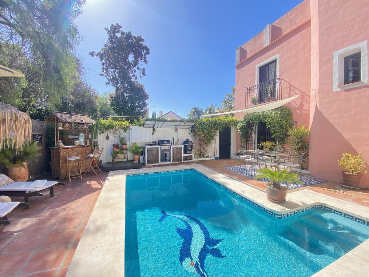 Semi-Detached House in Marbella — photo 1 of 10