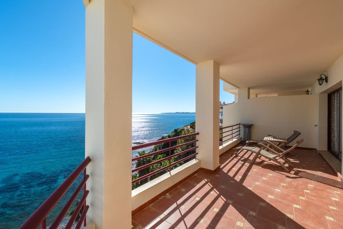 Middle Floor Apartment in Torrequebrada — photo 1 of 10