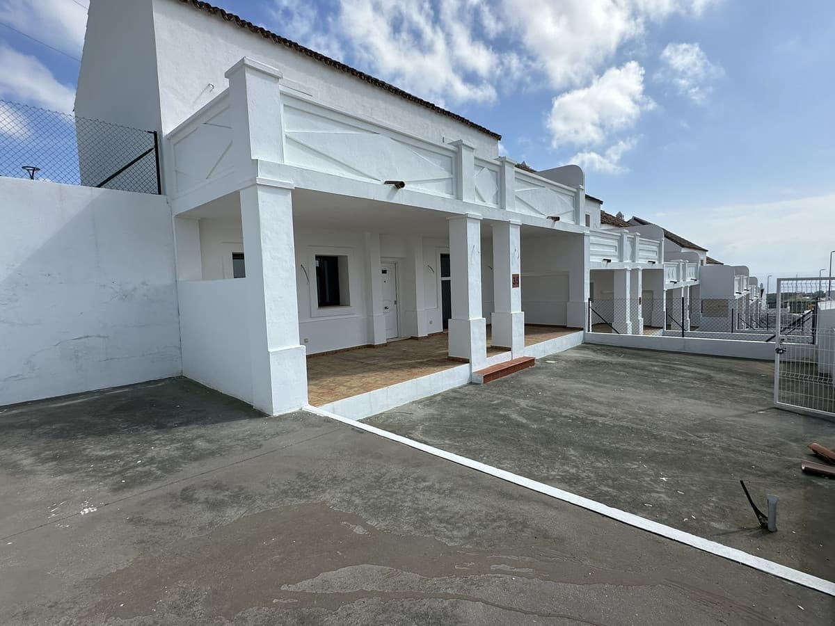 Townhouse in Doña Julia — photo 4 of 10