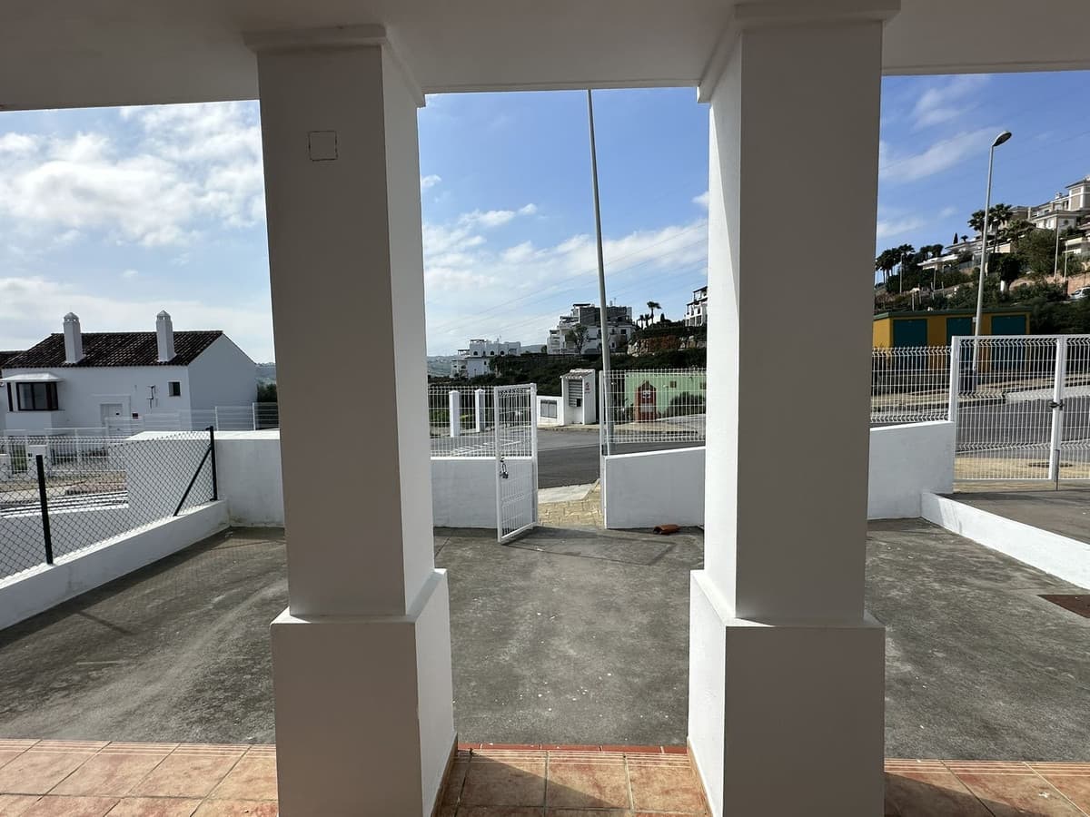 Townhouse in Doña Julia — photo 9 of 10