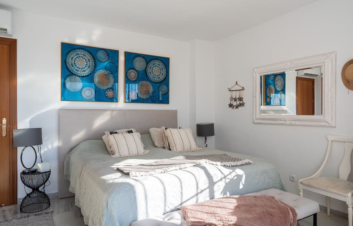 Semi-Detached House in Calahonda — photo 8 of 10