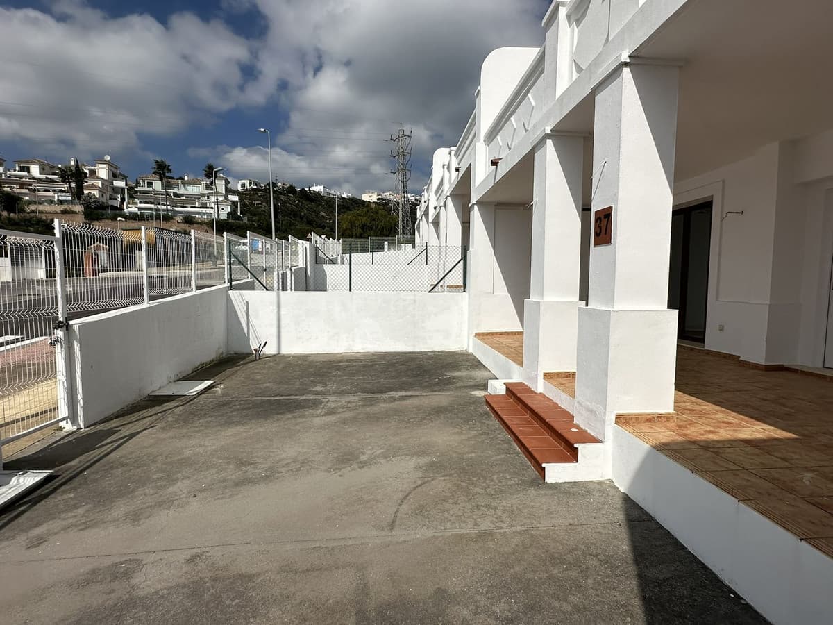Townhouse in Doña Julia — photo 9 of 10