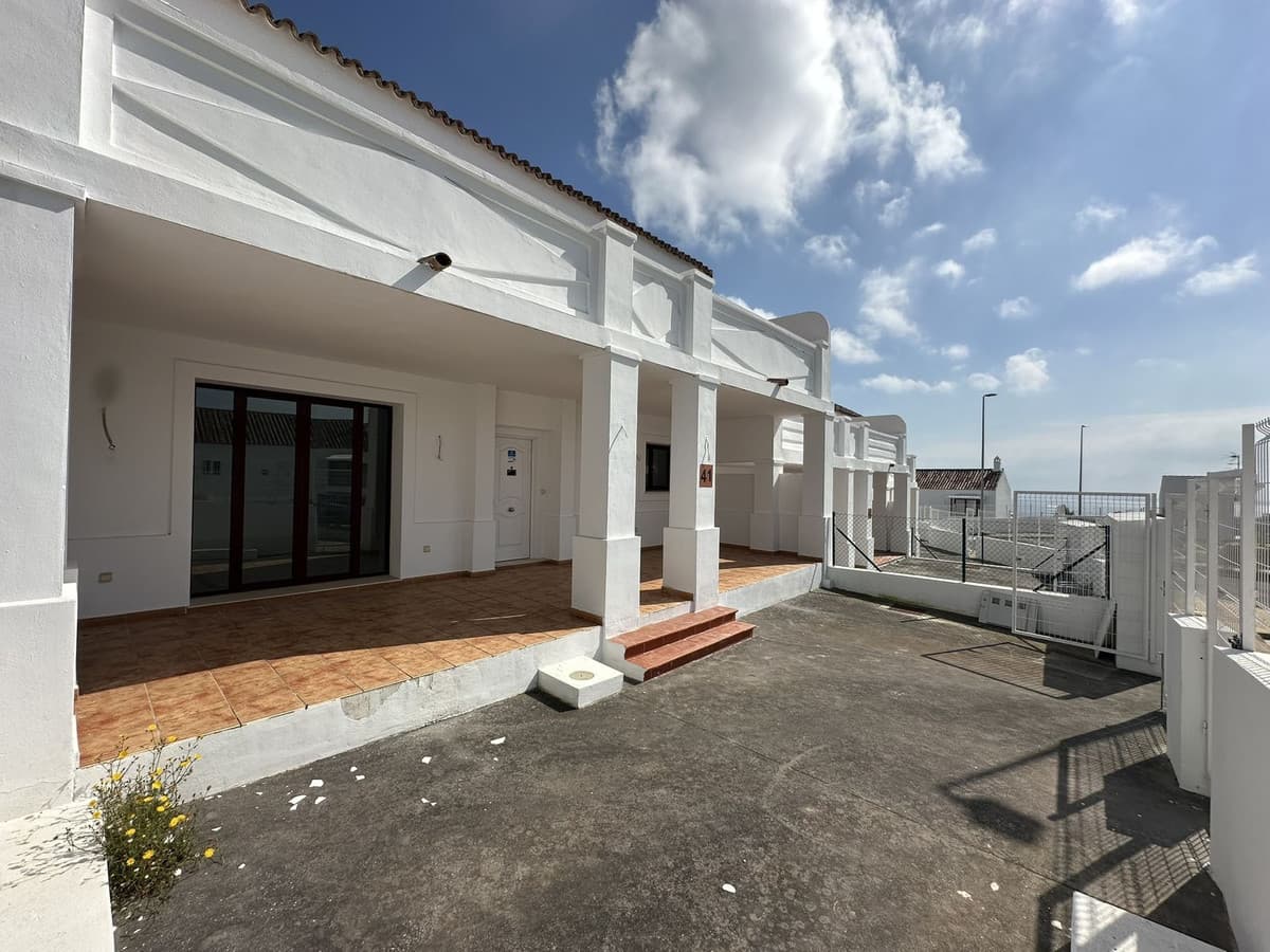 Townhouse in Doña Julia — photo 3 of 10