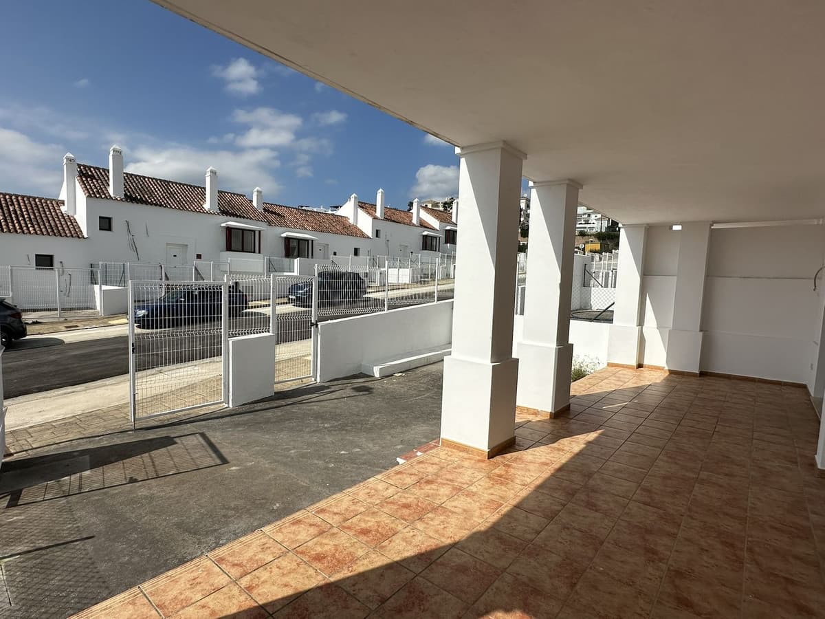 Townhouse in Doña Julia — photo 7 of 10