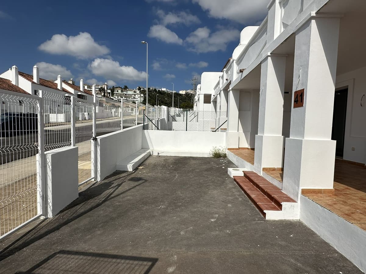 Townhouse in Doña Julia — photo 8 of 10
