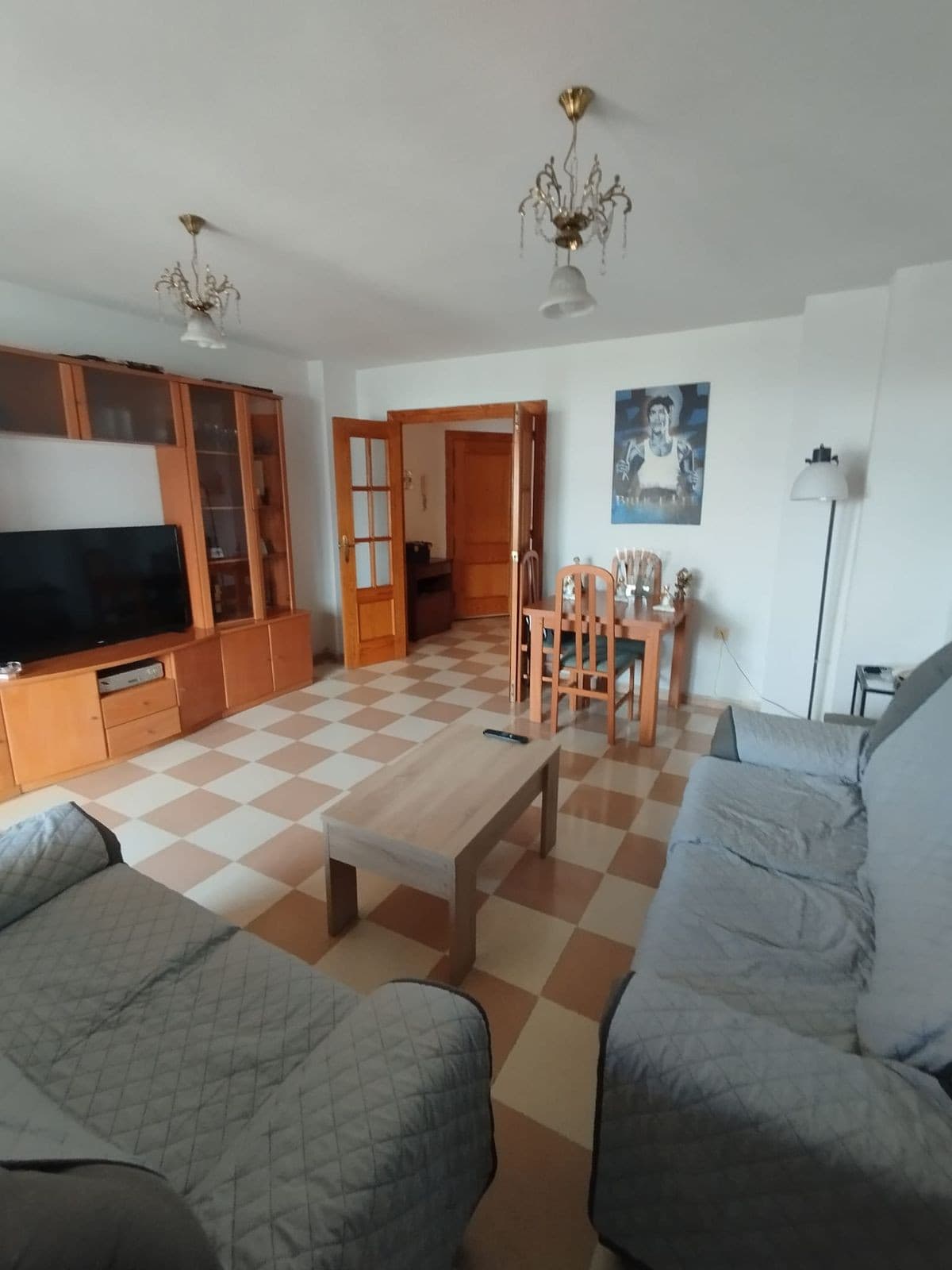 Middle Floor Apartment in Estepona — photo 3 of 10