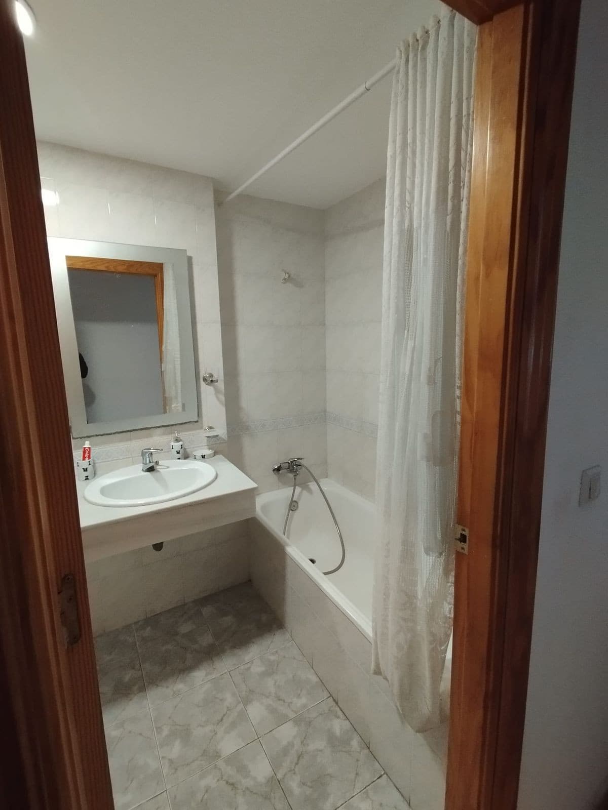 Middle Floor Apartment in Estepona — photo 9 of 10