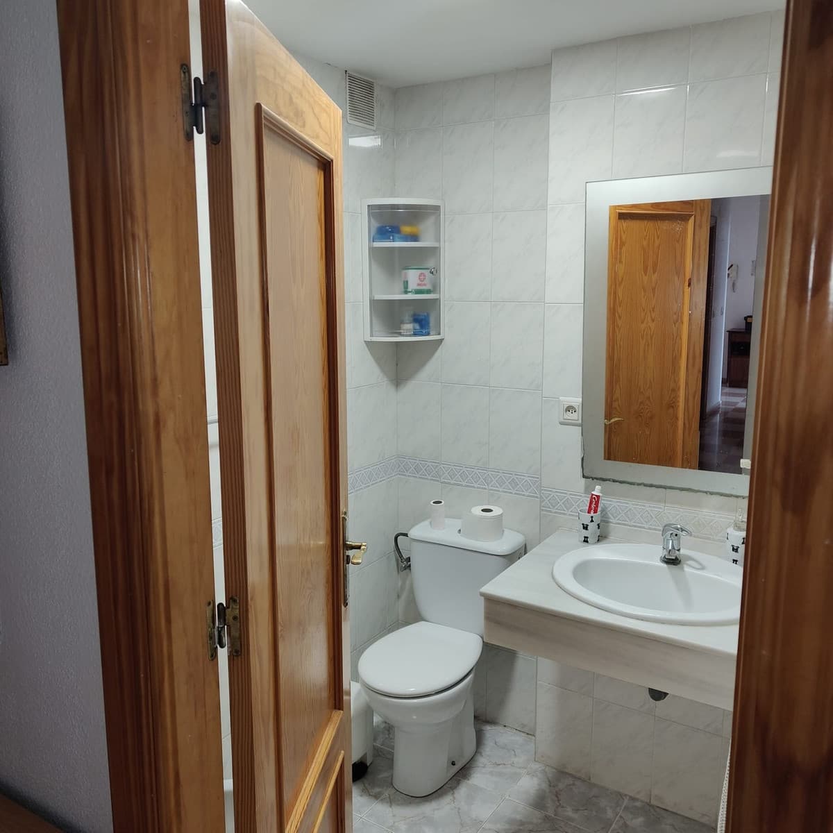 Middle Floor Apartment in Estepona — photo 10 of 10