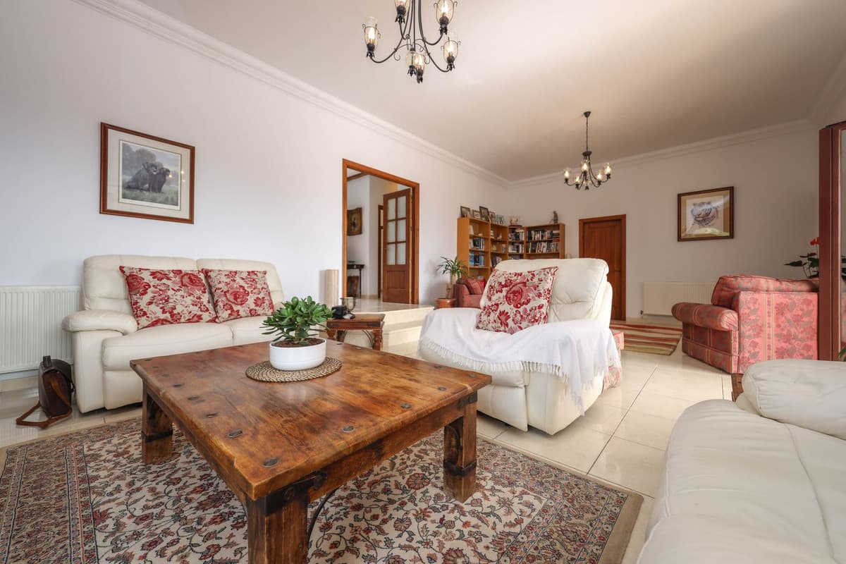 Detached Villa in Casarabonela — photo 5 of 10