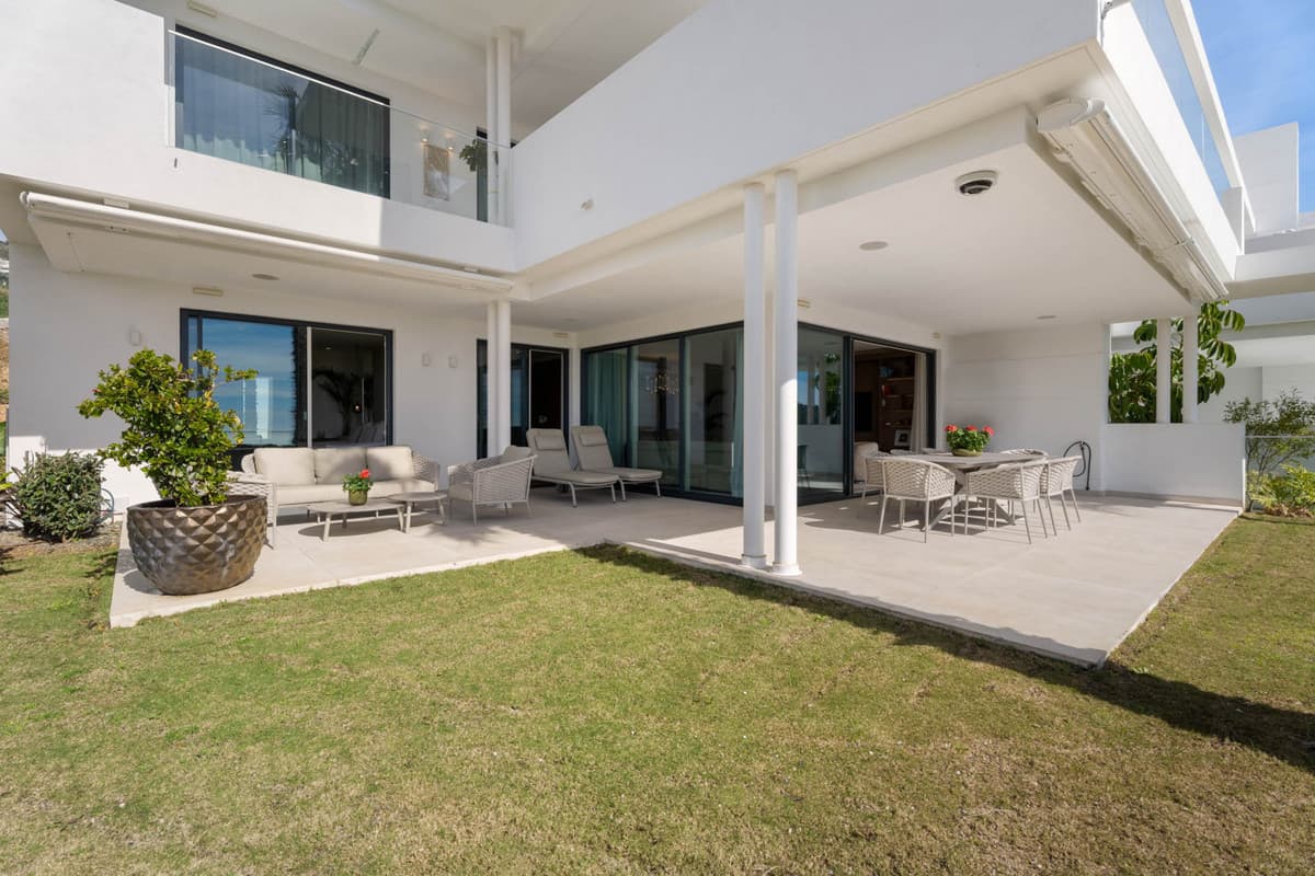 Ground Floor Apartment in Ojén — photo 2 of 10