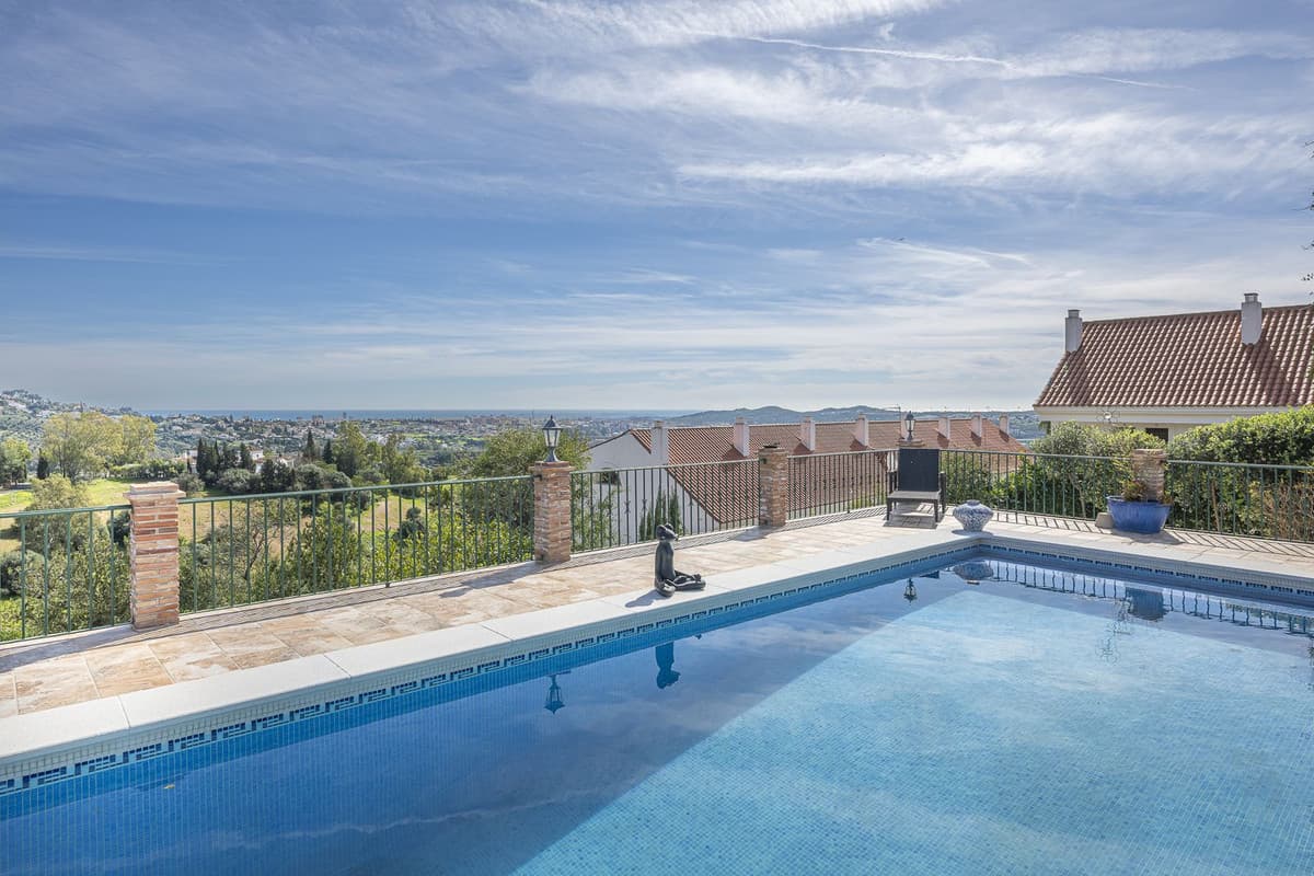 Detached Villa in Mijas Golf — photo 1 of 10