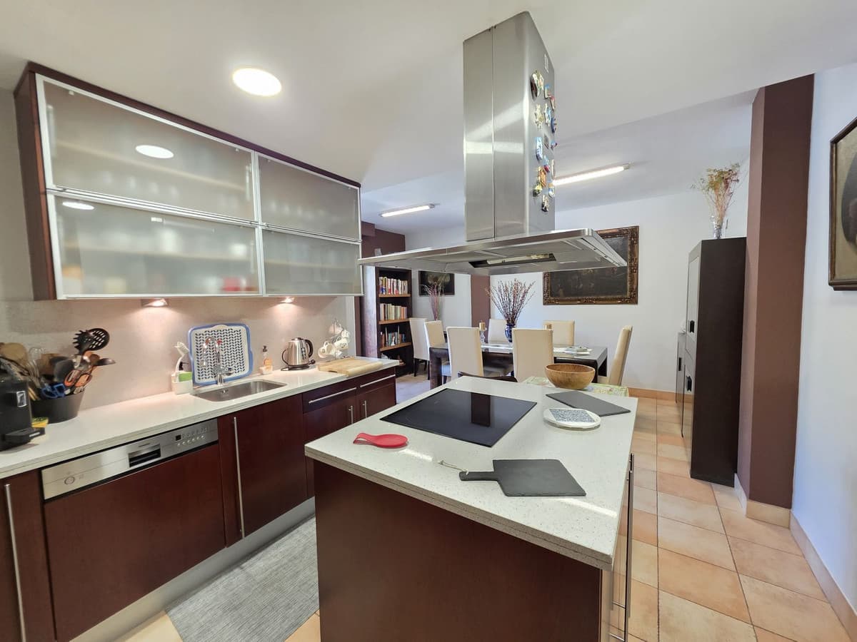 Penthouse Duplex in Sierra Blanca — photo 3 of 10