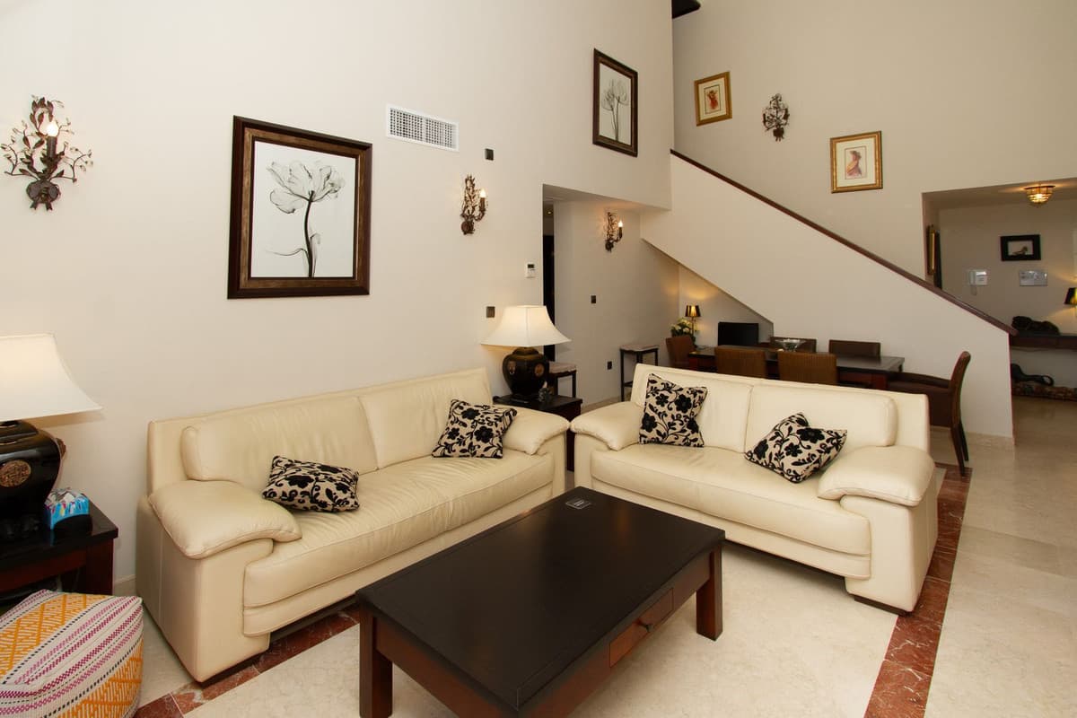 Penthouse in La Mairena — photo 2 of 10