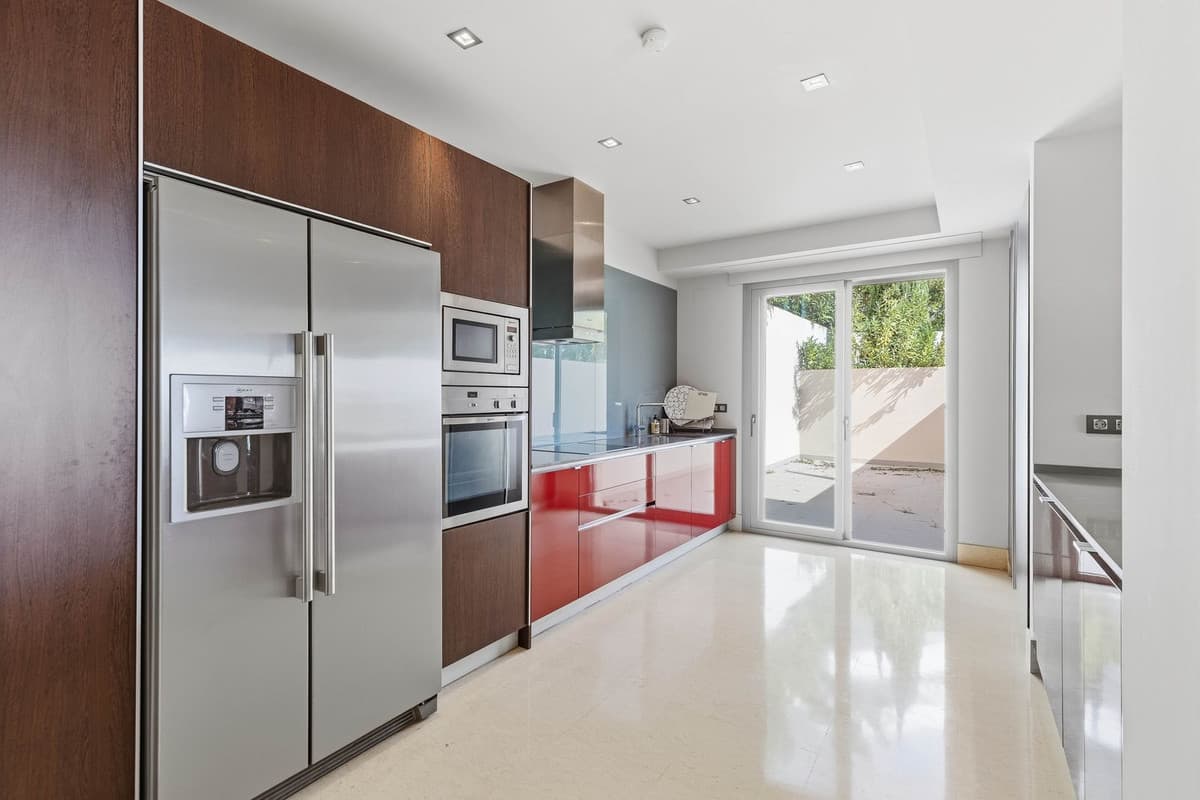 Middle Floor Apartment in Los Arqueros — photo 5 of 10