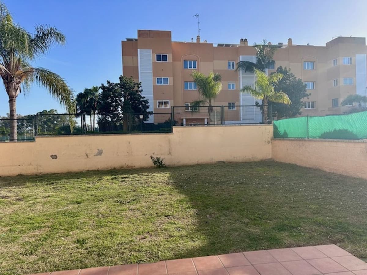 Ground Floor Apartment in Estepona — photo 6 of 10