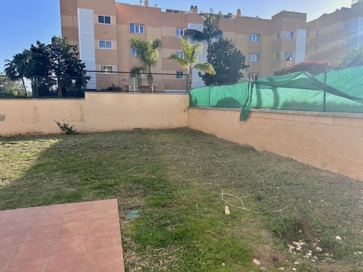 Ground Floor Apartment in Estepona — photo 7 of 10