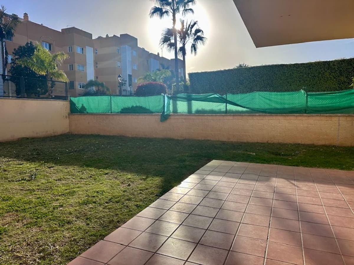 Ground Floor Apartment in Estepona — photo 9 of 10