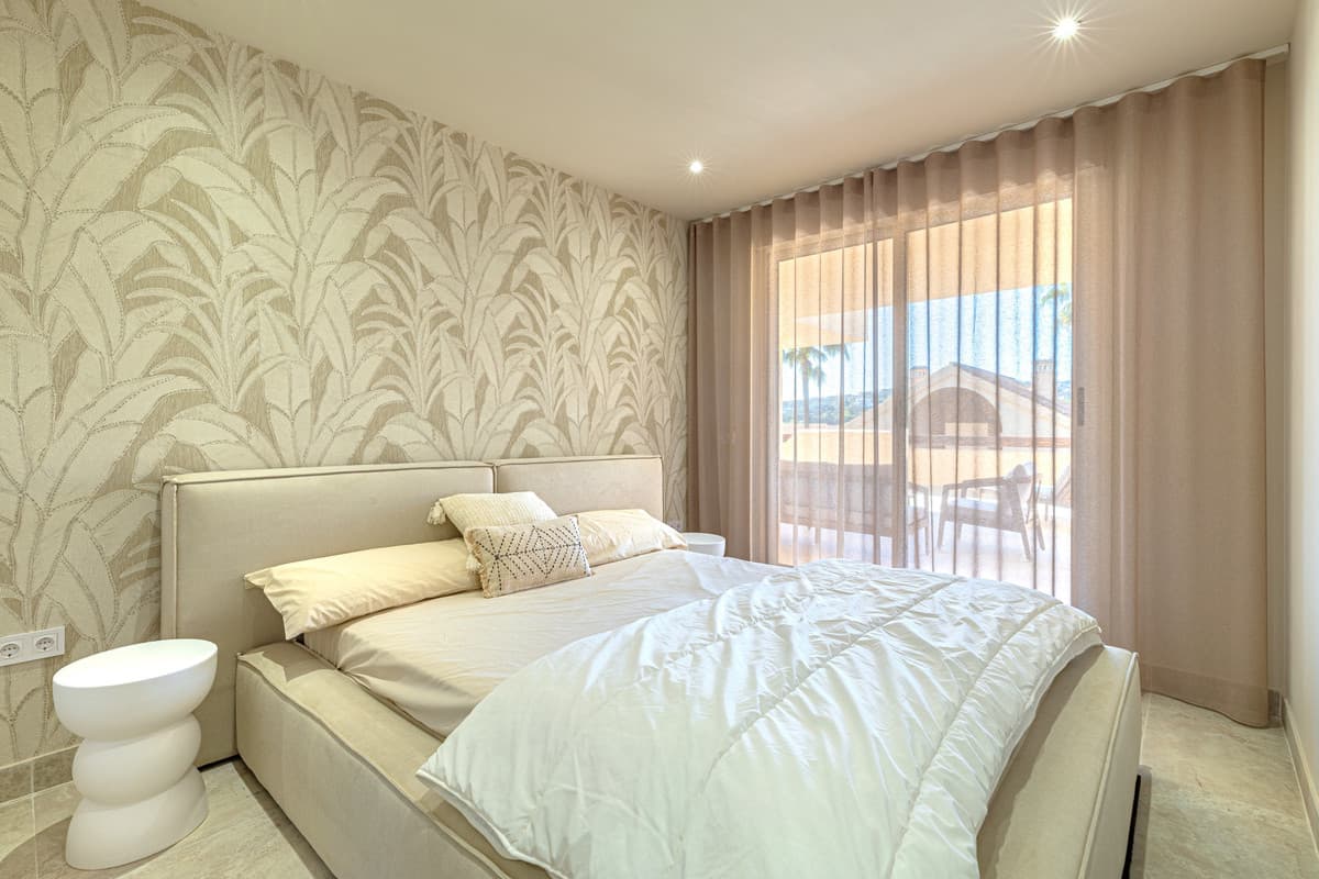 Ground Floor Apartment in Benahavís — photo 4 of 10