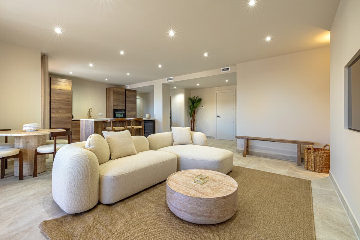 Ground Floor Apartment in Benahavís — photo 9 of 10