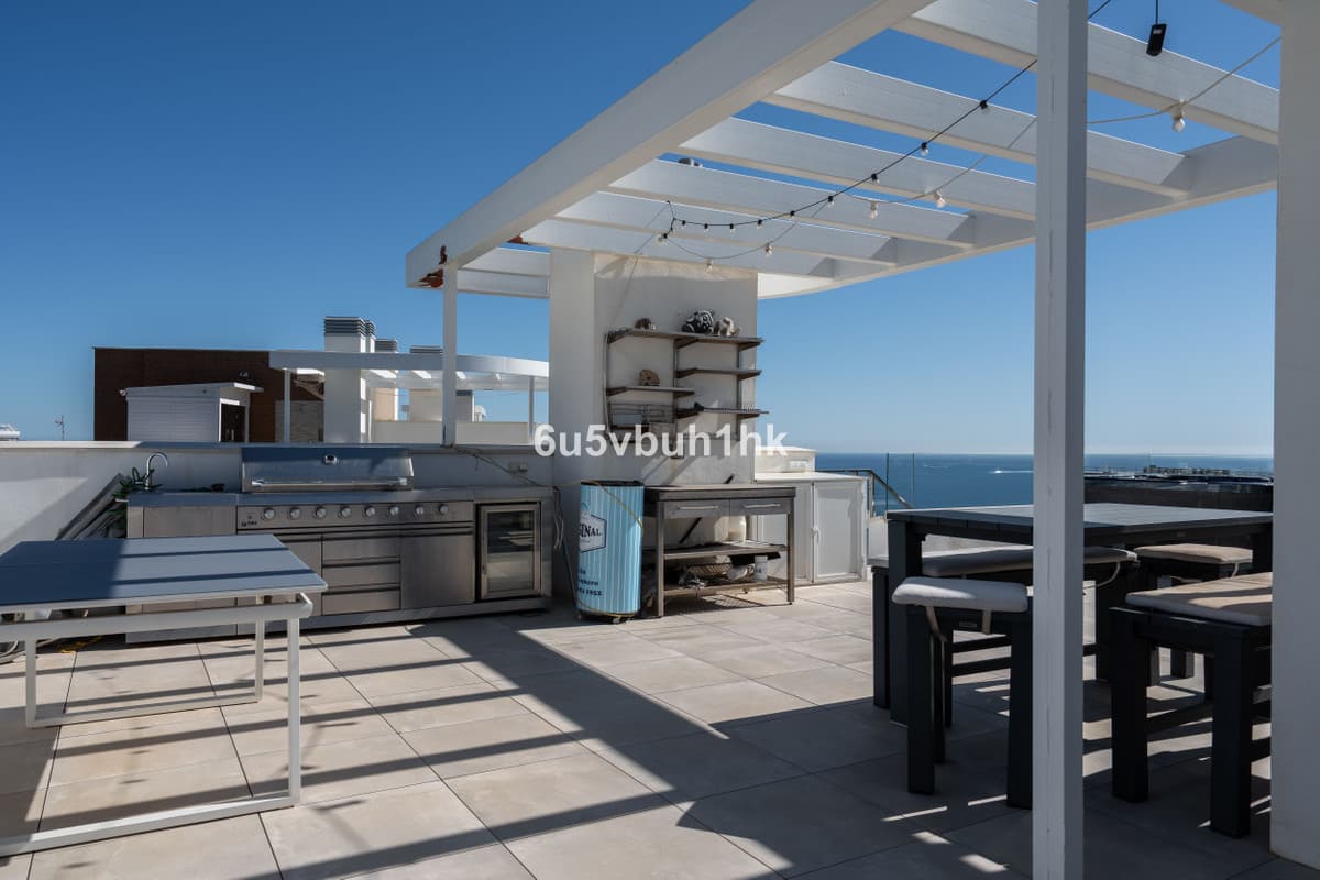 Penthouse Duplex in Fuengirola — photo 3 of 10