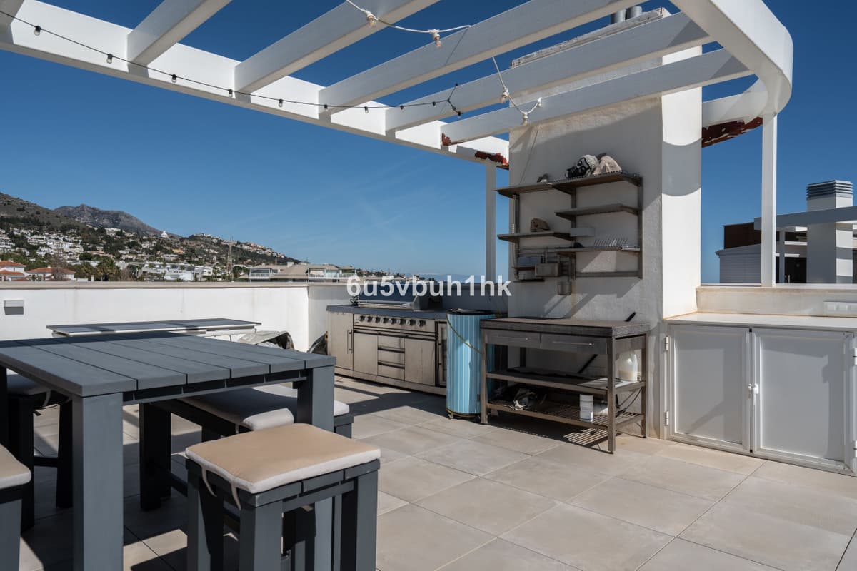 Penthouse Duplex in Fuengirola — photo 4 of 10
