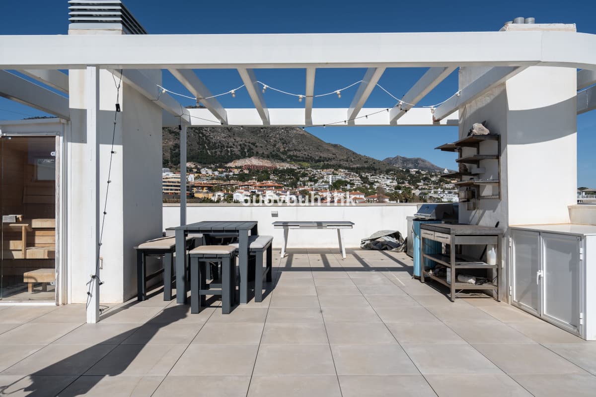 Penthouse Duplex in Fuengirola — photo 5 of 10