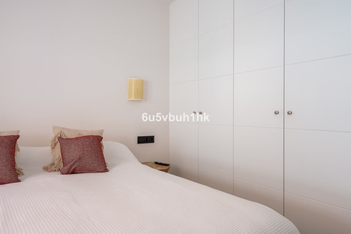 Ground Floor Apartment in Málaga — photo 6 of 10