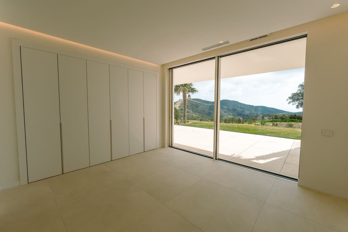 Ground Floor Apartment in Ojén — photo 7 of 10