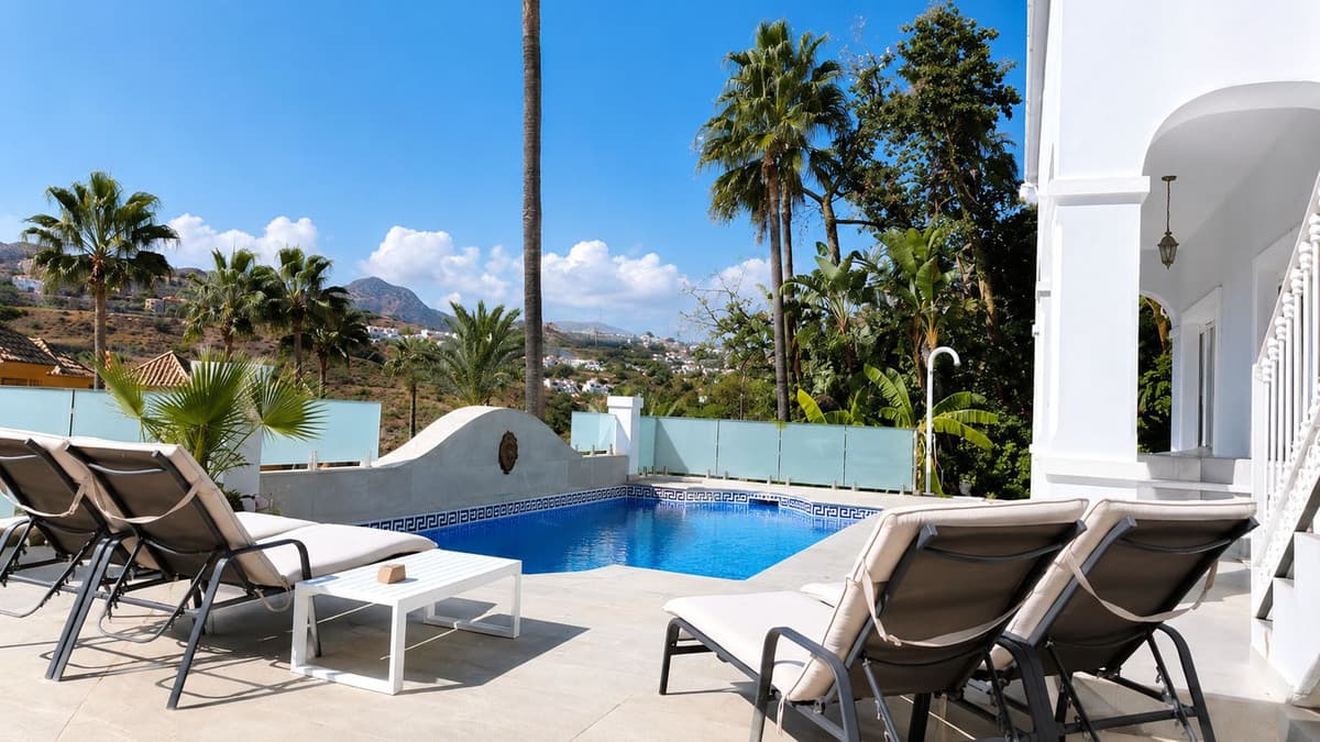Detached Villa in Benahavís — photo 4 of 10